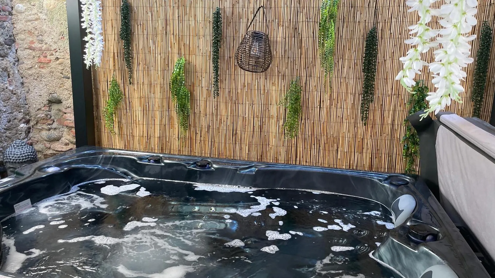 Loveroom La Villa Lova Avec Spa Prive Et Piece Secrete بامييه