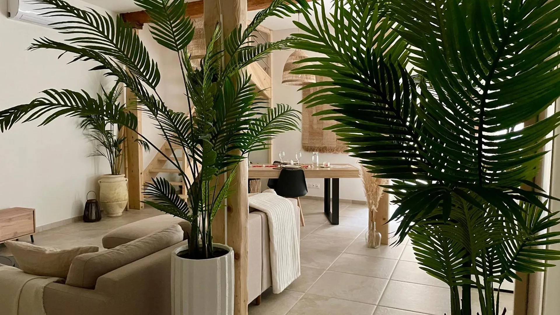 Loveroom La Villa Lova Avec Spa Prive Et Piece Secrete بامييه
